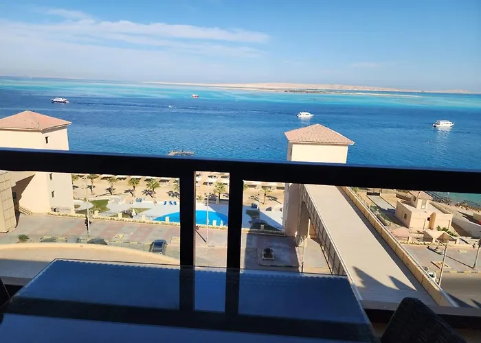 Studio For Rent In The View 607